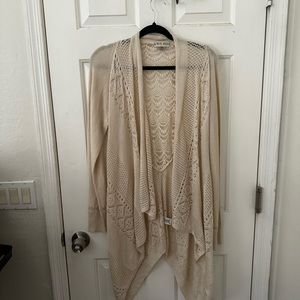 Xxl cream crochet sweater